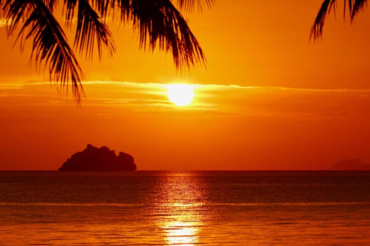 Sibaja Palms Sunset Beach Luxury Villa Taling Ngam Beach Esterno foto